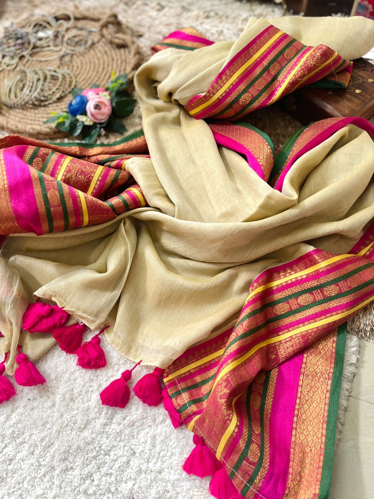 Premium pure mul cotton saree with pink tassels and jacquard border