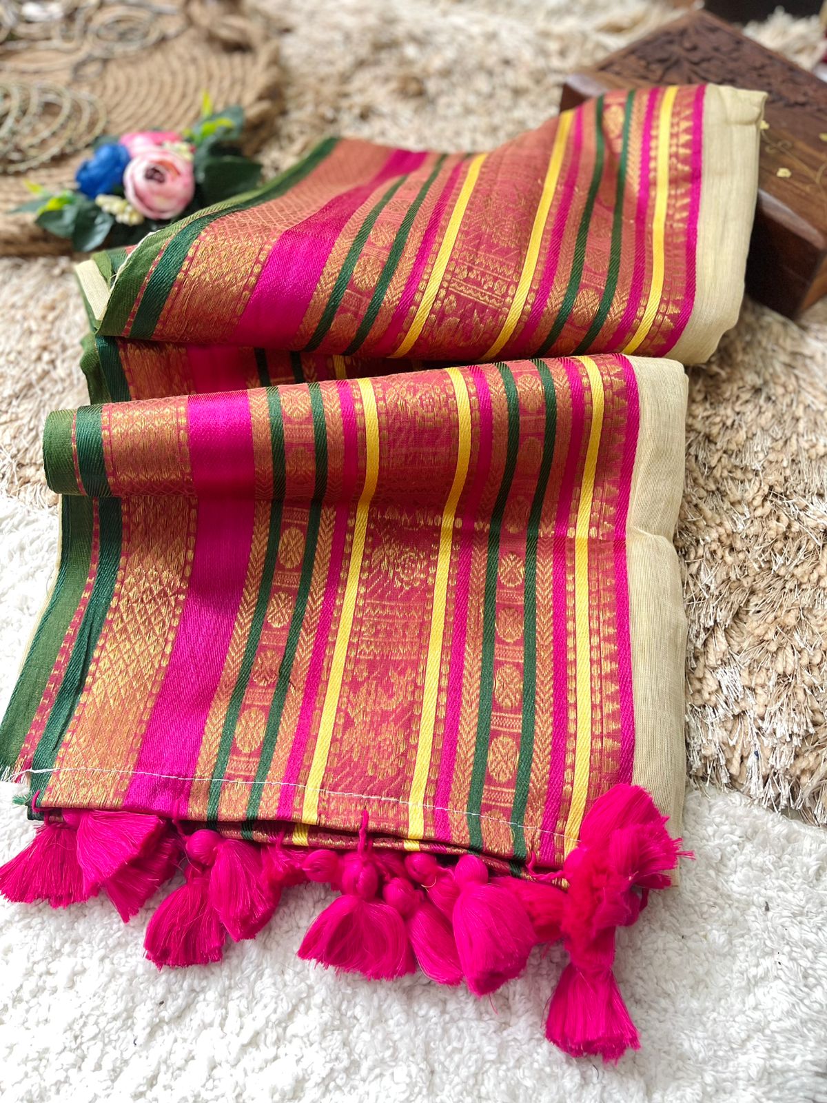 Premium pure mul cotton saree with pink tassels and jacquard border